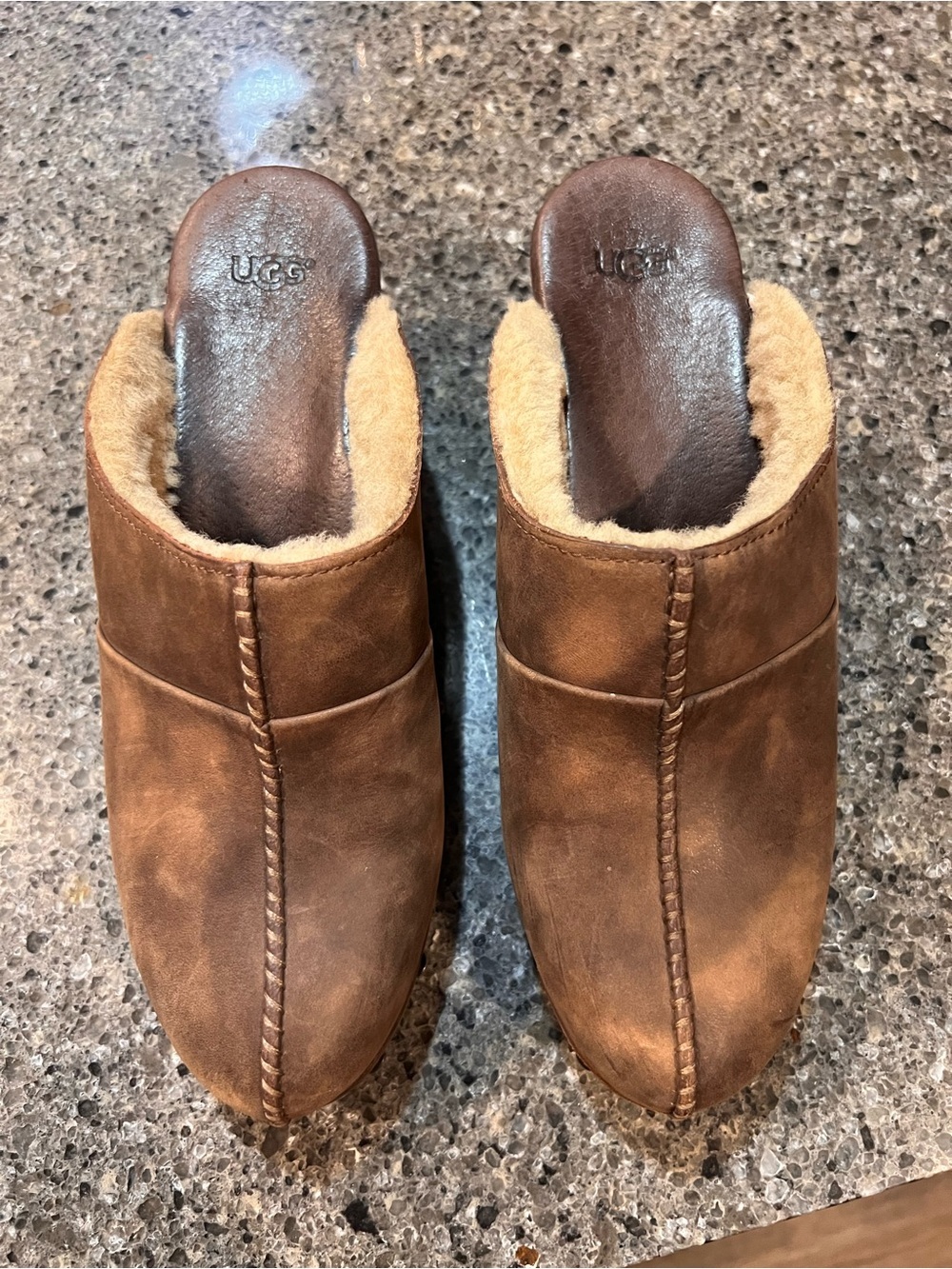 UGG Kassi shearling-lined leather clogs in a chocolate brown color Size 9